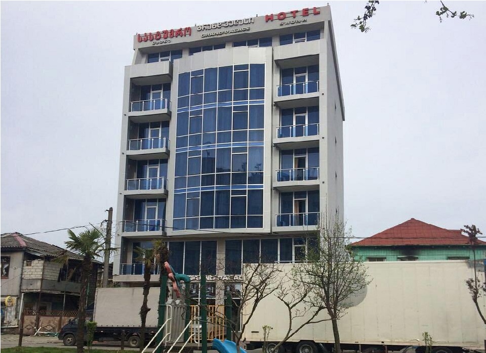 هتل Grand Palace Hotel Batumi